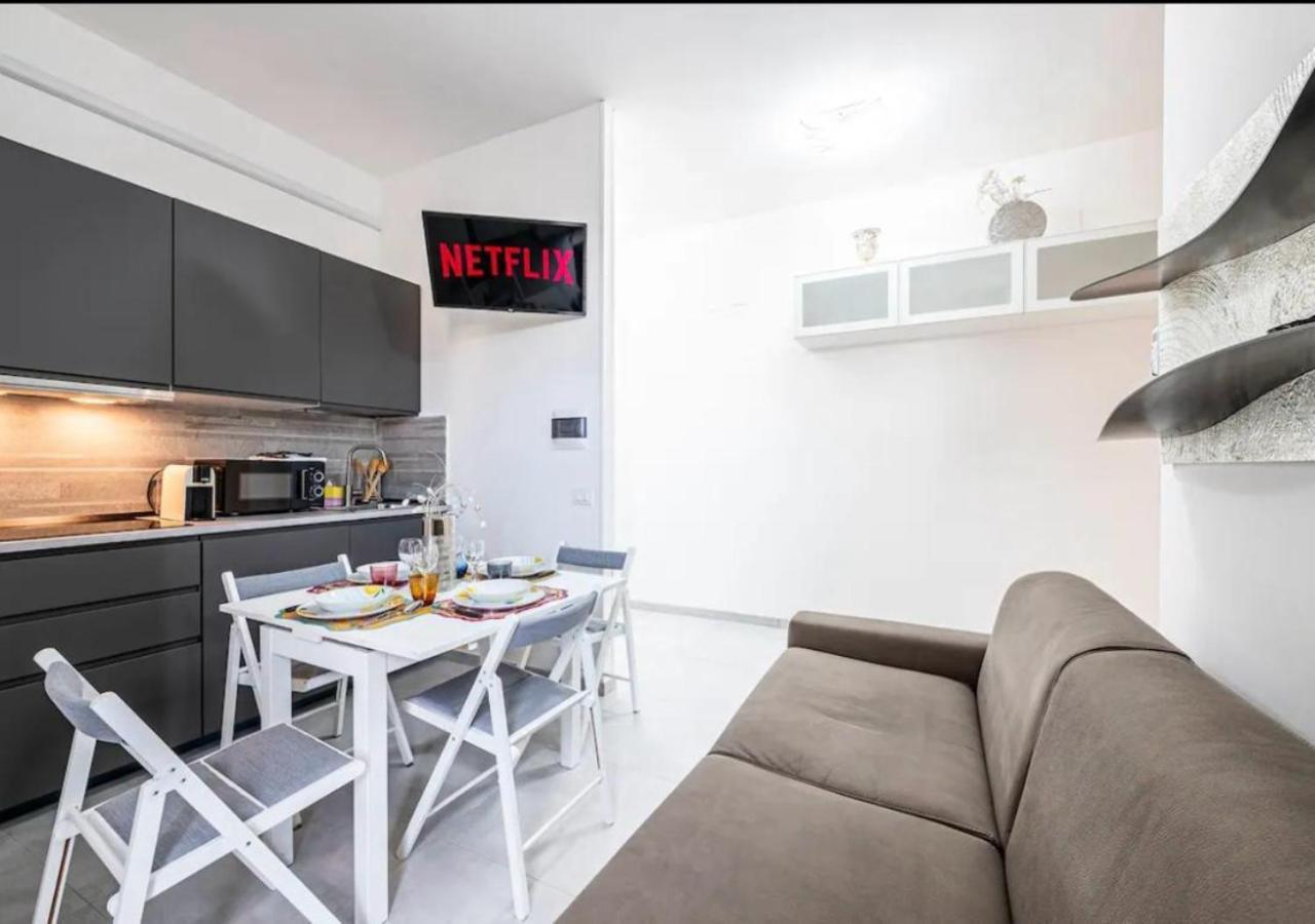 La Suite Di Tommy Con Parcheggio Privato Florença Exterior foto